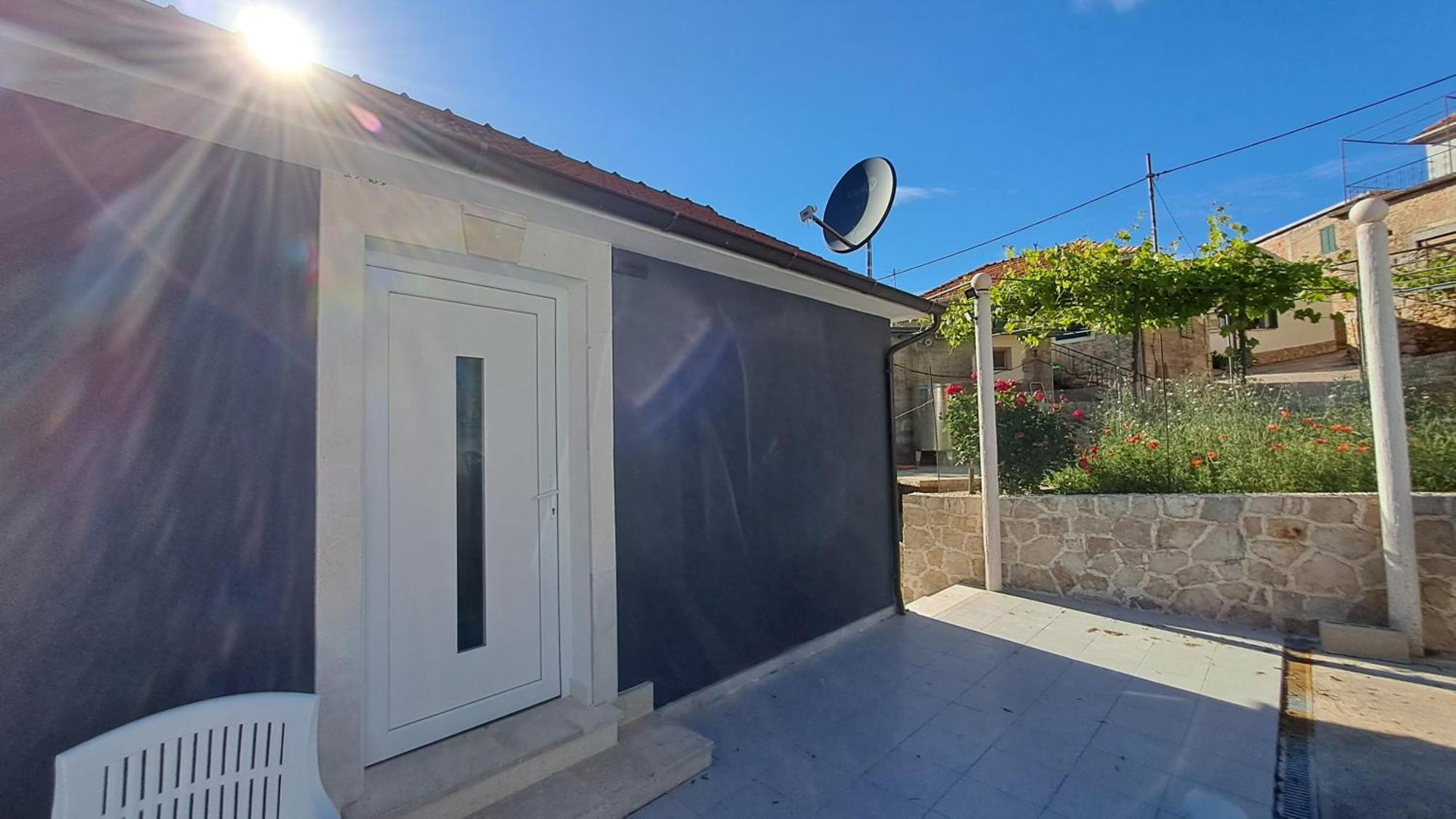 Kuca Za Odmor Dobrila Ξενοδοχείο Jelsa  Εξωτερικό φωτογραφία